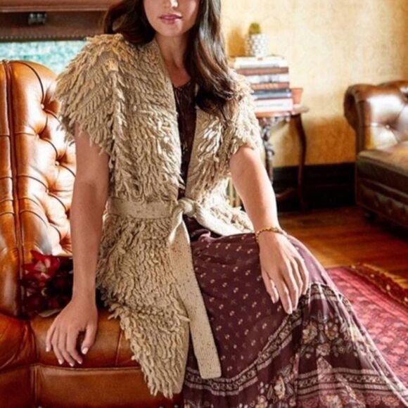 Matilda Jane Parkway Tan Open Front Sweater Parkway Vest size S/M - Picture 1 of 10